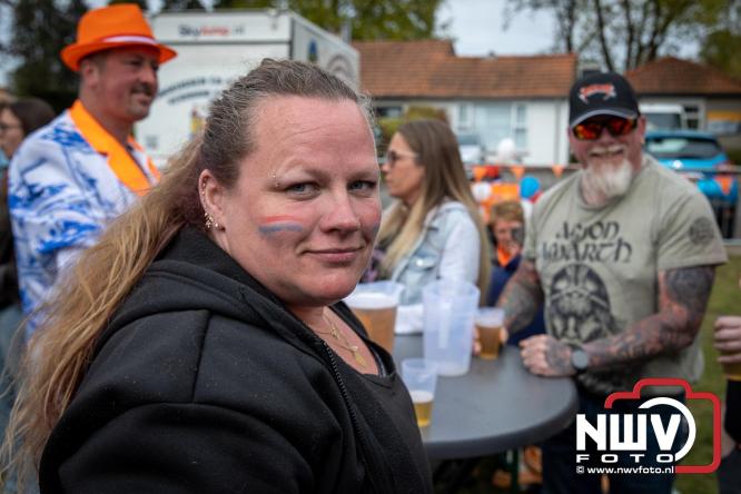’t Harde kleurt oranje, gezelligheid op z’n best tijdens Koningsdag 2026! - &copy; NWVFoto.nl